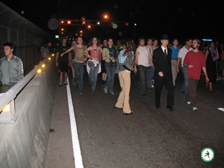 Gambadeuses sur le pont Jacques-Cartier